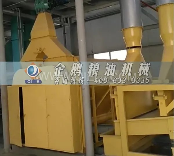企鵝精煉設(shè)備品質(zhì)優(yōu)勝遠(yuǎn)銷國外，客戶贊不絕口多次回購(圖4)